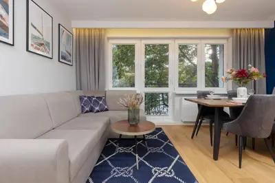 Część wypoczynkowa w obiekcie Warneńska Apartment by Noclegi Renters