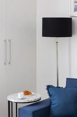 Telewizja i/lub zestaw kina domowego w obiekcie Warszawa Śródmieście Bonifraterska Apartments by Noclegi Renters
