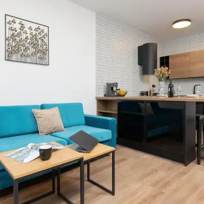 Śródmieście Warsaw Muranów Apartments with Parking by Noclegi Renters