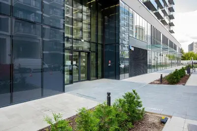 Budynek, w którym mieści się apartament