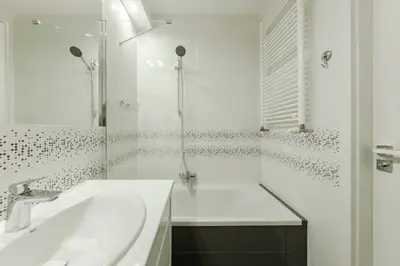 Łazienka w obiekcie Studio Wola Apartament Marcina Kasprzaka - szybkie WI-FI, Smart TV