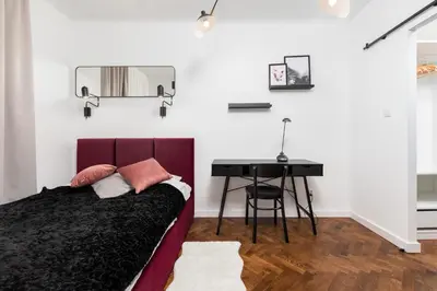 Łóżko lub łóżka w pokoju w obiekcie Grójecka 74 by Homeprime