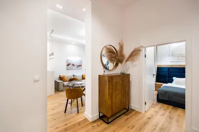 Łóżko lub łóżka w pokoju w obiekcie Złota Sophisticated Apartment by BookingHost