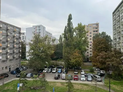 Budynek, w którym mieści się apartament