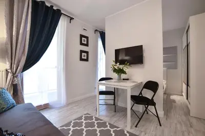 Telewizja i/lub zestaw kina domowego w obiekcie Kasprzaka 31A Free Garage By Perfect Apart