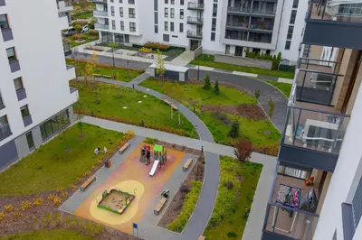 Budynek, w którym mieści się apartament