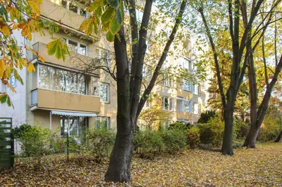 Budynek, w którym mieści się apartament