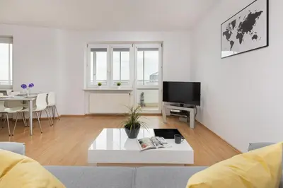 Telewizja i/lub zestaw kina domowego w obiekcie Warsaw Ursynów Modern Apartment by Noclegi Renters
