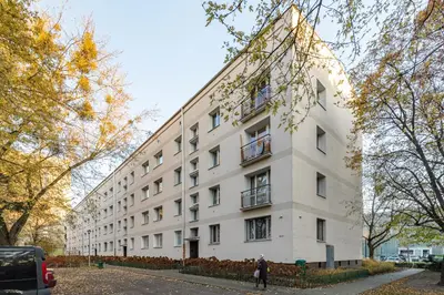 Budynek, w którym mieści się apartament