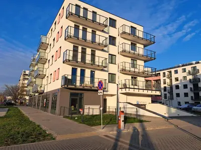 Budynek, w którym mieści się apartament