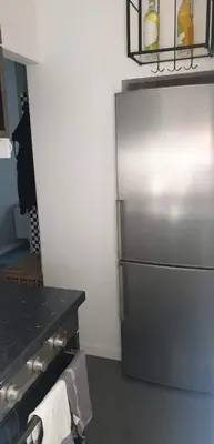 Kuchnia lub aneks kuchenny w obiekcie Apartament Złota 60- Warsaw