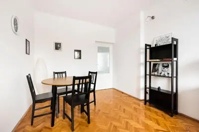 Kuchnia lub aneks kuchenny w obiekcie Superior Metro Centrum Apartment by BookingHost