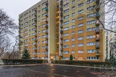 Budynek, w którym mieści się apartament