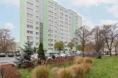 Budynek, w którym mieści się apartament