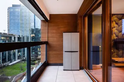 Plan piętra w obiekcie Grzybowska Luxury Apartment by BookingHost