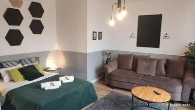 Część wypoczynkowa w obiekcie Be my Guest - Jerozolimskie Studio - Super Centrum Metro Wi-Fi