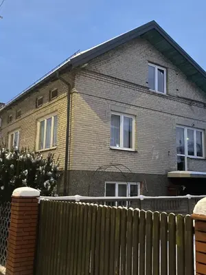 Budynek, w którym mieści się kwatera prywatna