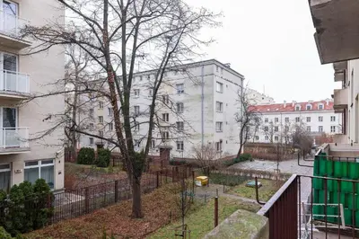 Budynek, w którym mieści się apartament