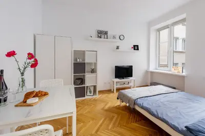Plan piętra w obiekcie Krakowskie Przedmieście 63 Prywatne mieszkanie na Starówce 50m od Placu Zamkowego Samodzielne Zameldowanie! Self Check-in System!