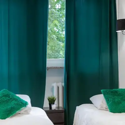 MGR Pokoje w samym Centrum Warszawy by Metro Rondo ONZ - SUPER Bed Year23