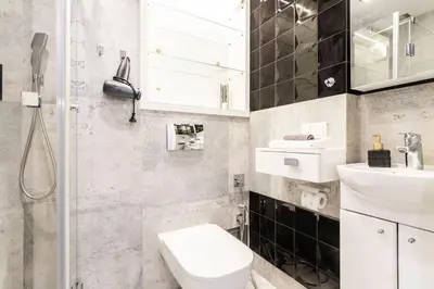 Łazienka w obiekcie Chmielna 106B Centrum by VAYA STAYS