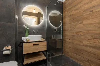 Łazienka w obiekcie Raków Apartments Szczęśliwicki Park Warsaw by Noclegi Renters
