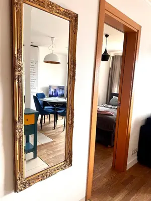 Łóżko lub łóżka w pokoju w obiekcie Gocław 2 rooms Parking Free