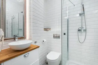 Łazienka w obiekcie Nowy Świat 47a by Homeprime