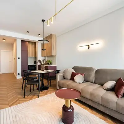 Remarkable City Centre Apartment by BookingHost
