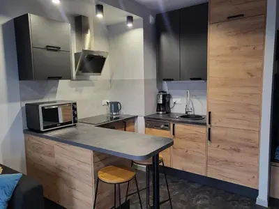Kuchnia lub aneks kuchenny w obiekcie Apartament BOHEMA na Szwedzkiej, METRO