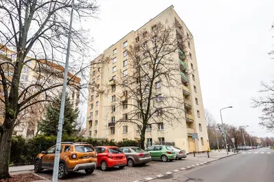 Budynek, w którym mieści się apartament