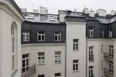 Budynek, w którym mieści się apartament