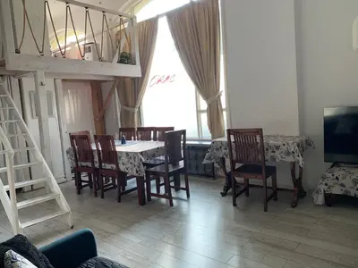Telewizja i/lub zestaw kina domowego w obiekcie Amazing Art Loft / City Centrum/ Free Parking