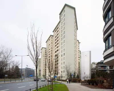 Budynek, w którym mieści się apartament