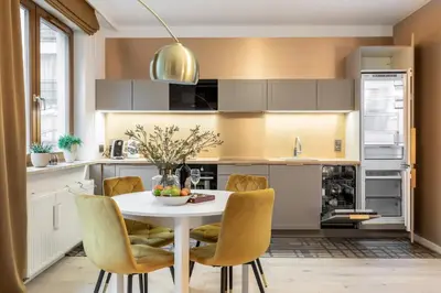 Kuchnia lub aneks kuchenny w obiekcie P&O Apartments Okrzei - Stara Praga