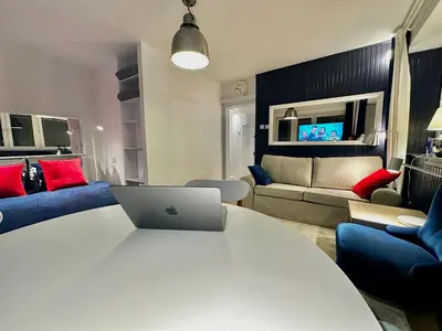 Część wypoczynkowa w obiekcie SAWA 5 metro WiFi 70'TV Netflix HBO Disney+ AppleTV+