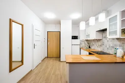 Kuchnia lub aneks kuchenny w obiekcie Metro Bemowo Colourful Apartment by BookingHost