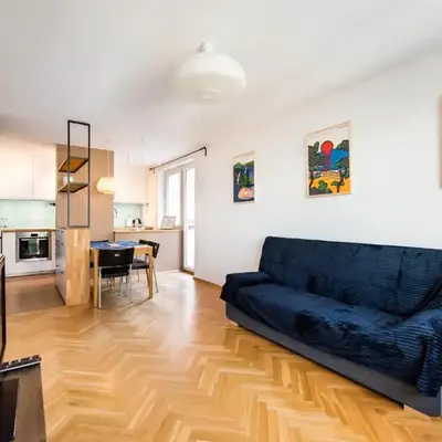 Ochota Artistic Space Apartment by BookingHost