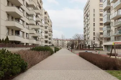 Budynek, w którym mieści się apartament