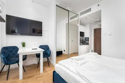 Łóżko lub łóżka w pokoju w obiekcie Kasprzaka 29 B-C by Homeprime
