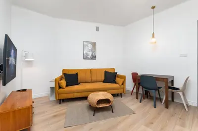Część wypoczynkowa w obiekcie Apartament Plac Konstytucji by Your Freedom