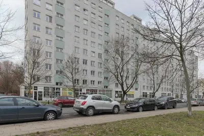 Budynek, w którym mieści się apartament