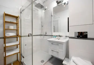 Plan piętra w obiekcie Okopowa Homey Apartment by BookingHost