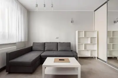 Plan piętra w obiekcie Okopowa Homey Apartment by BookingHost