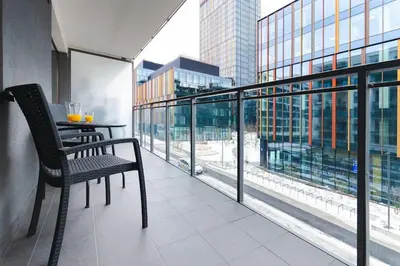 Balkon lub taras w obiekcie Sempre Warszawa-Smart TV-Netflix-Amazing location