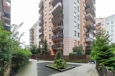 Budynek, w którym mieści się apartament