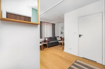 Część wypoczynkowa w obiekcie Hoża 36 by Homeprime