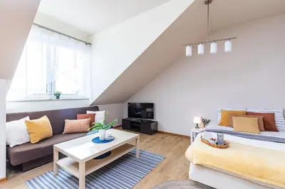 Część wypoczynkowa w obiekcie SuperApart Powstańców Śląskich 106D - Komfortowe studio Bemowo