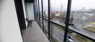 Balkon lub taras w obiekcie Prymasa Tysiąclecia 83A Oddzielna Sypialnia z Garażem By Perfect Apart 530