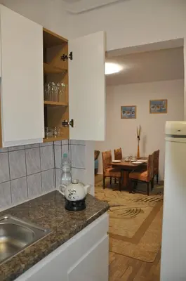 Kuchnia lub aneks kuchenny w obiekcie Fala